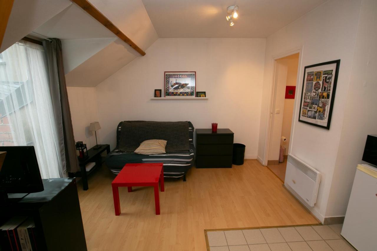 Ferienwohnung Relais Du 21 Saint-Germain-en-Laye Exterior foto